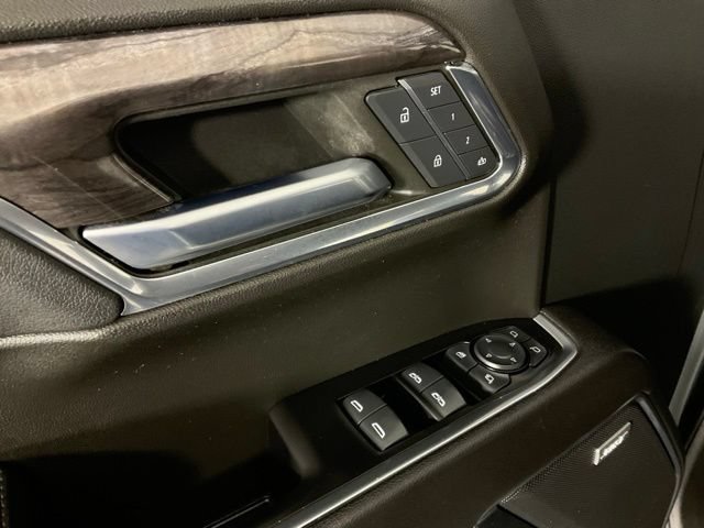 Used 2023 Chevrolet Silverado 1500 LTZ AWD/4WD image 24