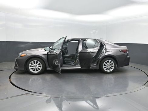 Used 2024 Toyota Camry LE FWD image 36