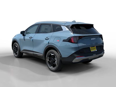 New 2026 Kia Sportage EX AWD/4WD image 3
