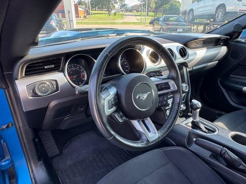 Used 2020 Ford Mustang Coupe w/ Equipment Group 101A RWD image 9