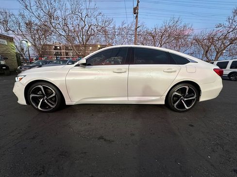 Used 2019 Honda Accord Sport image 8