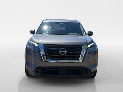 Used 2024 Nissan Pathfinder SV AWD/4WD image 9