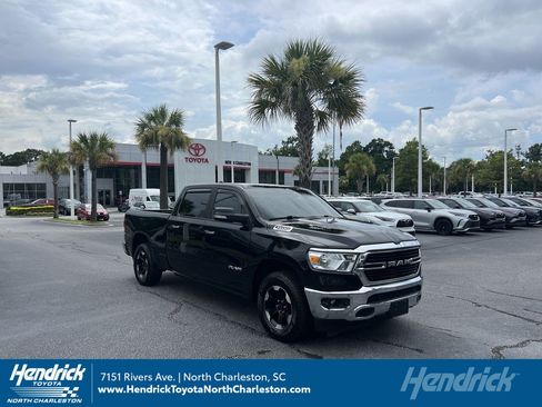 Used 2020 RAM 1500 Big Horn AWD/4WD image 1