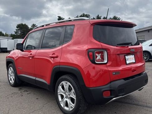 Used 2018 Jeep Renegade Limited image 5