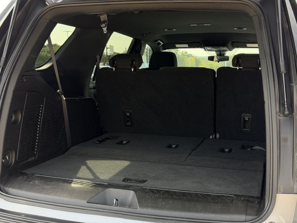 Used 2021 Chevrolet Tahoe LS w/ Driver Alert Package RWD image 26