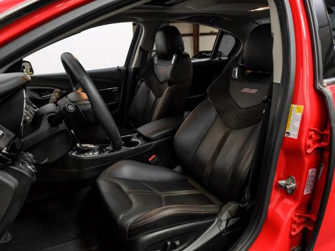 Used 2015 Chevrolet SS image 31