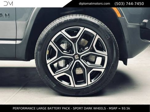 Used 2025 Rivian R1S Adventure AWD/4WD image 45