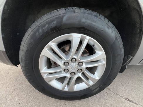 Used 2018 Buick Enclave Essence AWD/4WD image 9