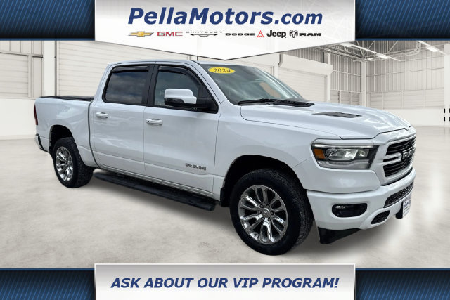 Used 2024 RAM 1500 Laramie AWD/4WD image 1
