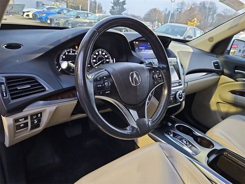 Used 2017 Acura MDX SH-AWD image 29