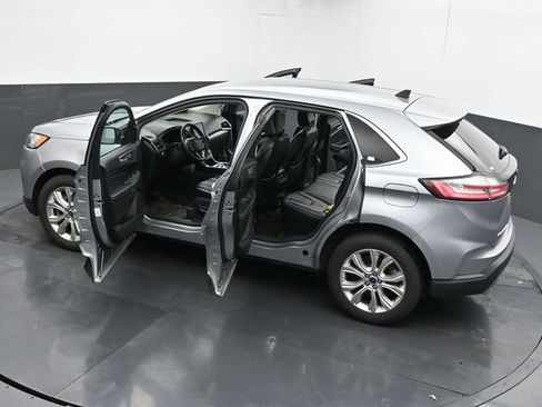 Used 2022 Ford Edge Titanium image 42