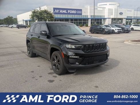 Used 2023 Jeep Grand Cherokee Limited w/ Luxury Tech Group II AWD/4WD image 1