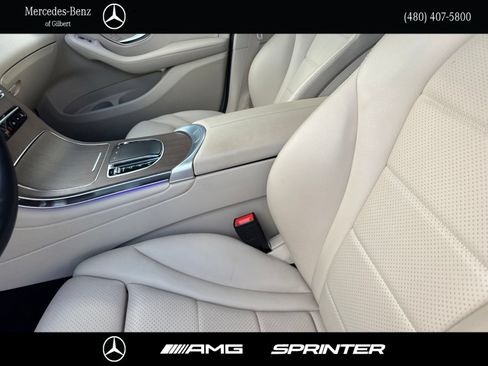Used 2022 Mercedes-Benz GLC 300 4MATIC image 16