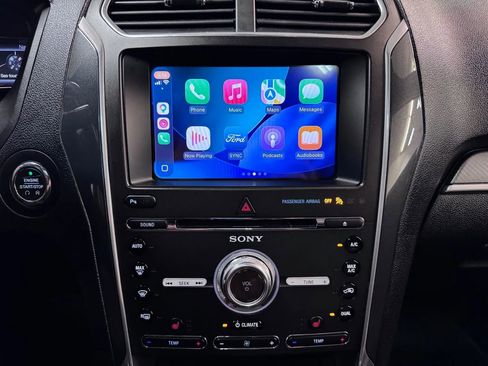 Used 2017 Ford Explorer Sport image 25