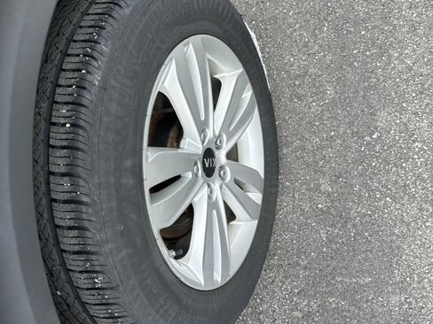 Used 2018 Kia Sportage LX image 9