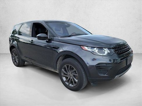 Used 2019 Land Rover Discovery Sport SE AWD/4WD image 3