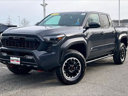 Used 2025 Toyota Tacoma TRD Off-Road
