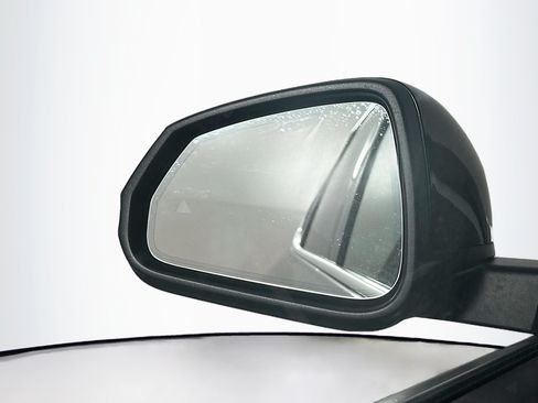 Used 2025 BMW X1 xDrive28i AWD/4WD image 16