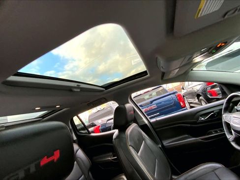 Used 2023 GMC Acadia AT4 w/ Technology Package image 17