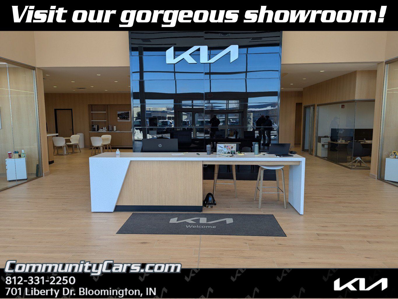 Used 2014 Ford Explorer XLT w/ Equipment Group 202A FWD image 9