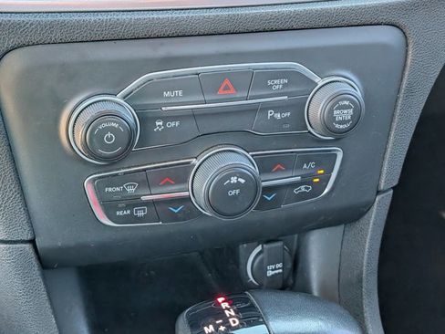 Used 2023 Dodge Charger SXT w/ Blacktop Package image 25