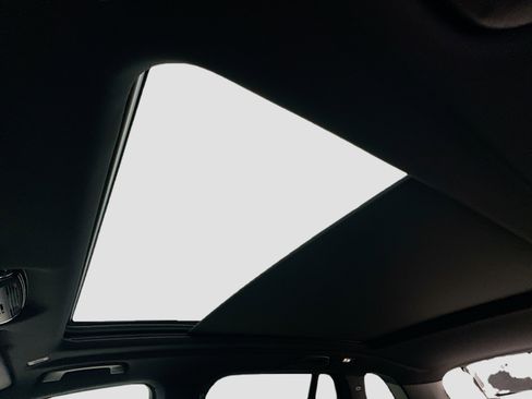 Used 2024 BMW X5 sDrive40i w/ Parking Assistance Package image 20