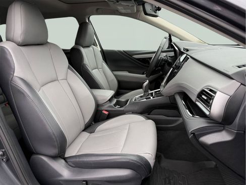 Used 2025 Subaru Outback Limited AWD/4WD image 24