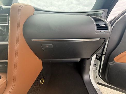 Used 2022 INFINITI QX80 Sensory w/ Cargo Package image 30