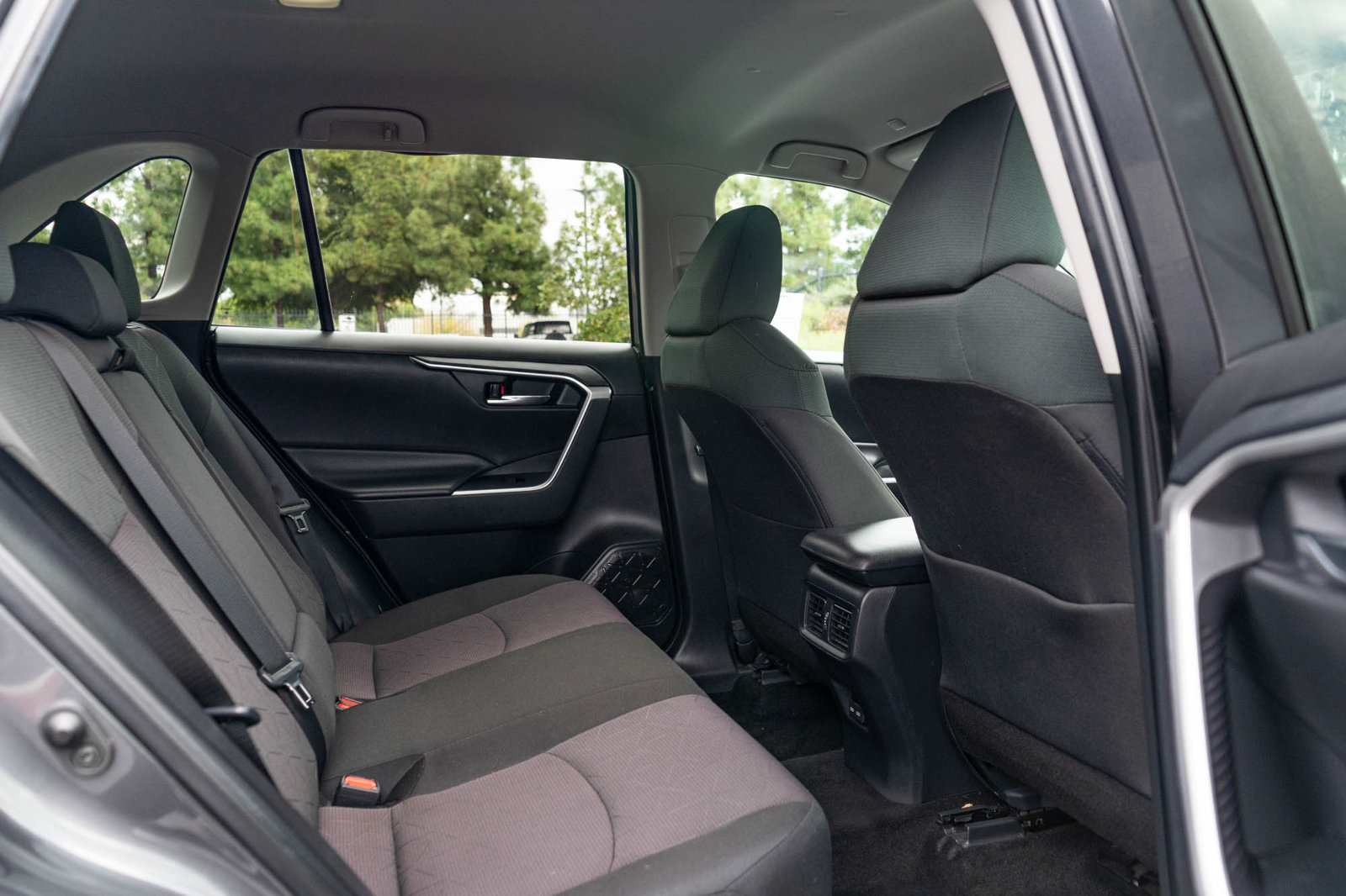Certified 2024 Toyota RAV4 XLE FWD image 18