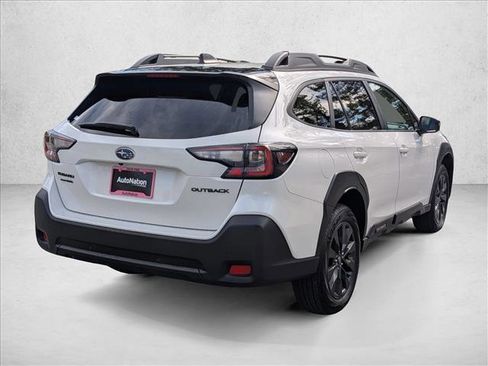 Used 2025 Subaru Outback Onyx Edition image 5