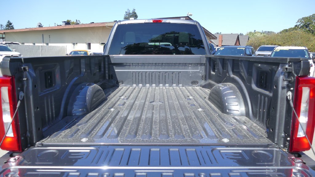 New 2026 Ford F350 XLT w/ FX4 Off-Road Package AWD/4WD image 12