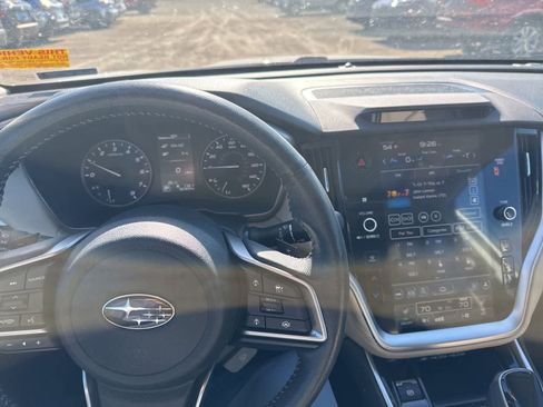 Used 2023 Subaru Outback Limited AWD/4WD image 18