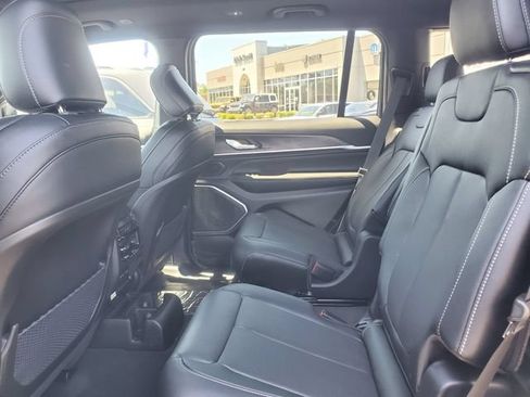 New 2026 Jeep Grand Cherokee L Limited AWD/4WD image 15