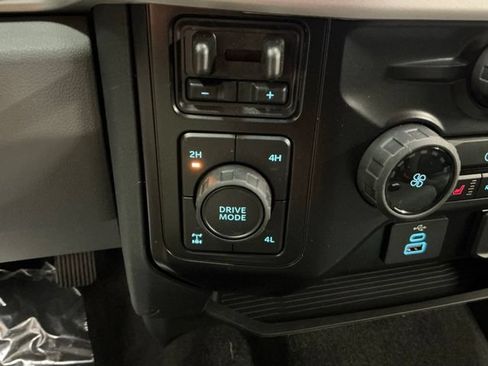 New 2026 Ford F250 XLT w/ XLT Premium Package AWD/4WD image 22