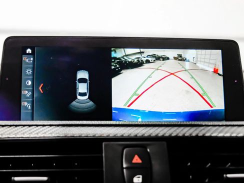Used 2018 BMW M2 RWD image 18