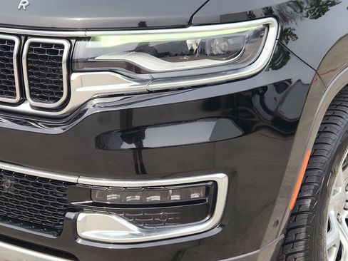 Used 2022 Jeep Wagoneer Series II image 11