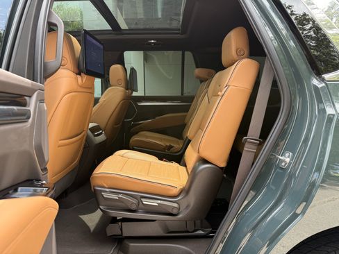 Used 2025 Cadillac Escalade Premium Luxury w/ Touring Package AWD/4WD image 29