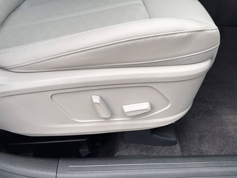 Used 2025 Kia Sorento EX FWD image 40