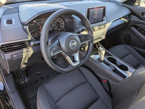 Used 2021 Nissan Altima 2.5 SV image 10