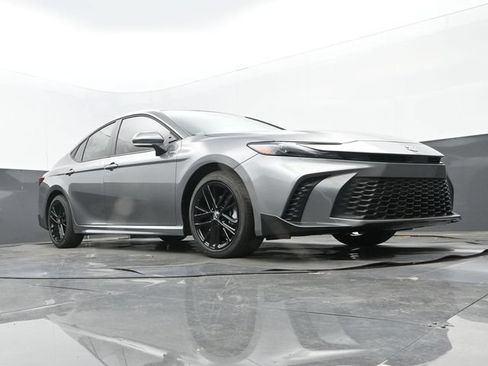 New 2026 Toyota Camry SE FWD image 23
