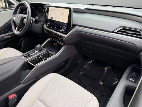 Used 2024 Lexus TX 350 FWD image 2