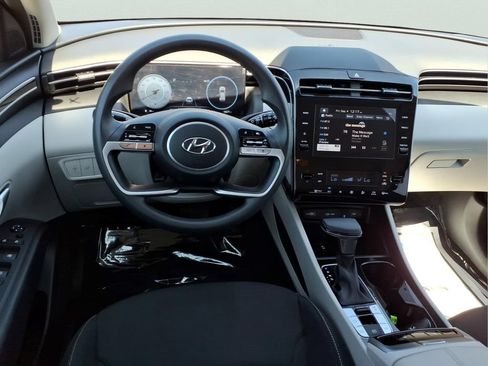 Used 2024 Hyundai Tucson SEL FWD image 9