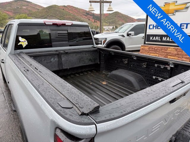 Used 2024 Chevrolet Silverado 3500 LTZ w/ LTZ Plus Package AWD/4WD image 7