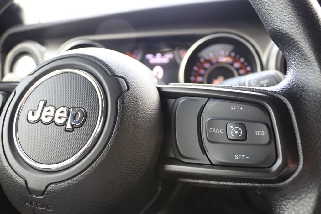Used 2021 Jeep Wrangler Unlimited Sport AWD/4WD image 27