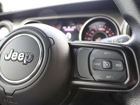 Used 2021 Jeep Wrangler Unlimited Sport AWD/4WD image 27