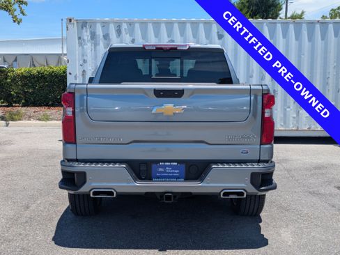 Used 2024 Chevrolet Silverado 1500 High Country w/ Technology Package AWD/4WD image 5