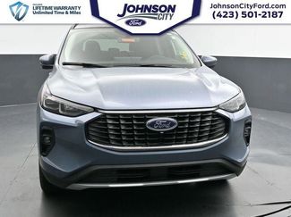 New 2026 Ford Escape SE w/ PHEV Premium Package FWD video 4