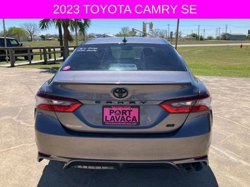 Used 2023 Toyota Camry SE image 6