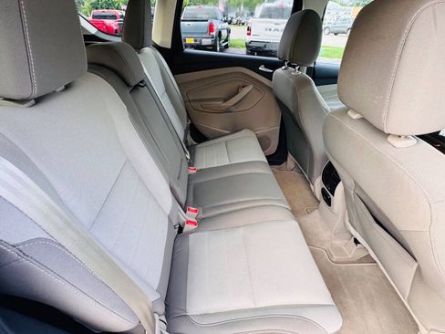 Used 2016 Ford Escape SE w/ Equipment Group 201A FWD image 20