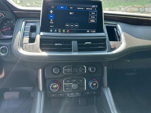 Used 2021 Chevrolet Tahoe LT w/ LT Signature Package AWD/4WD image 21